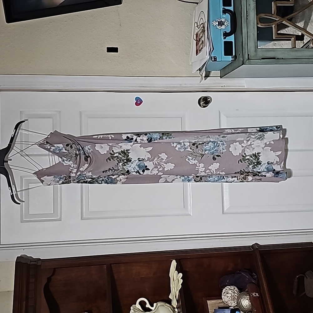 Windsor, size Large, floral lavender dress